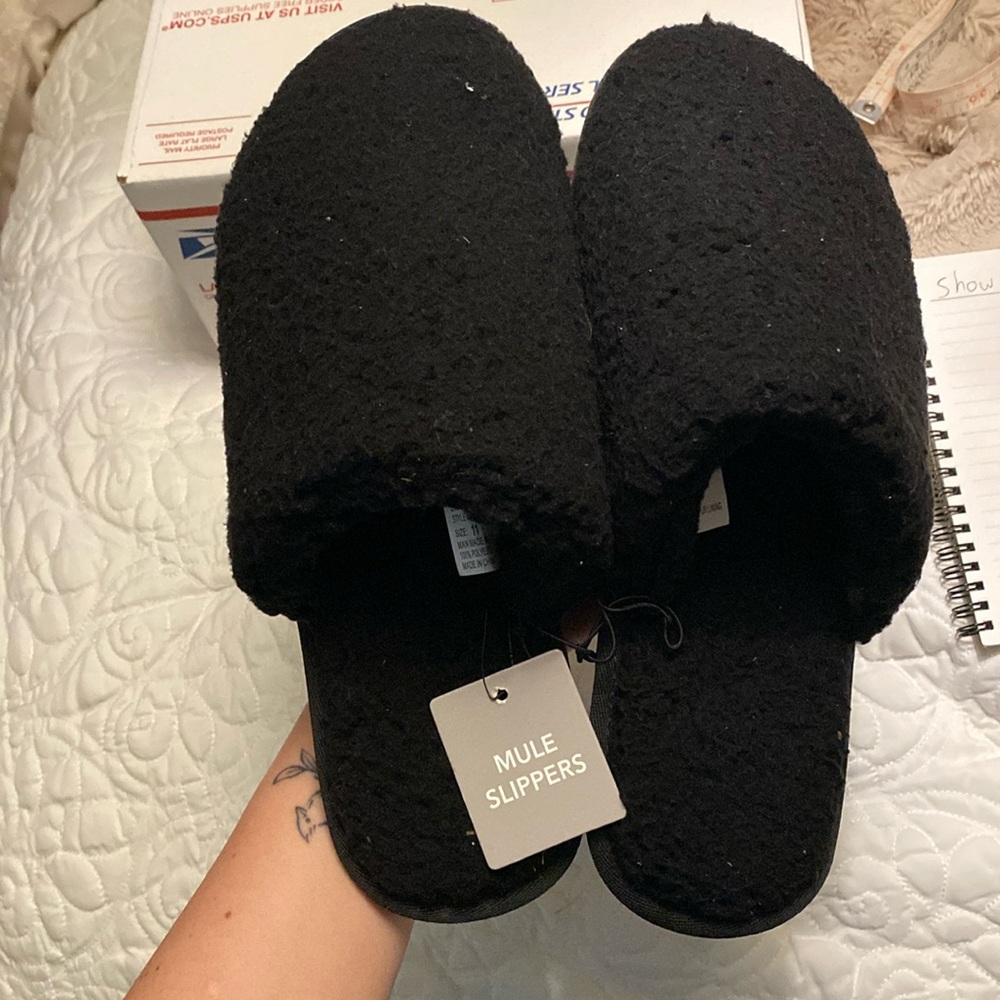 NWT Black Mule Slippers Size 11